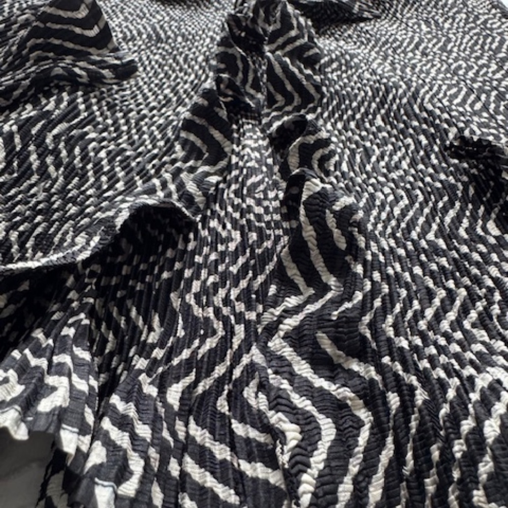 Bolero Ruffle Top - Black & White - Size M
